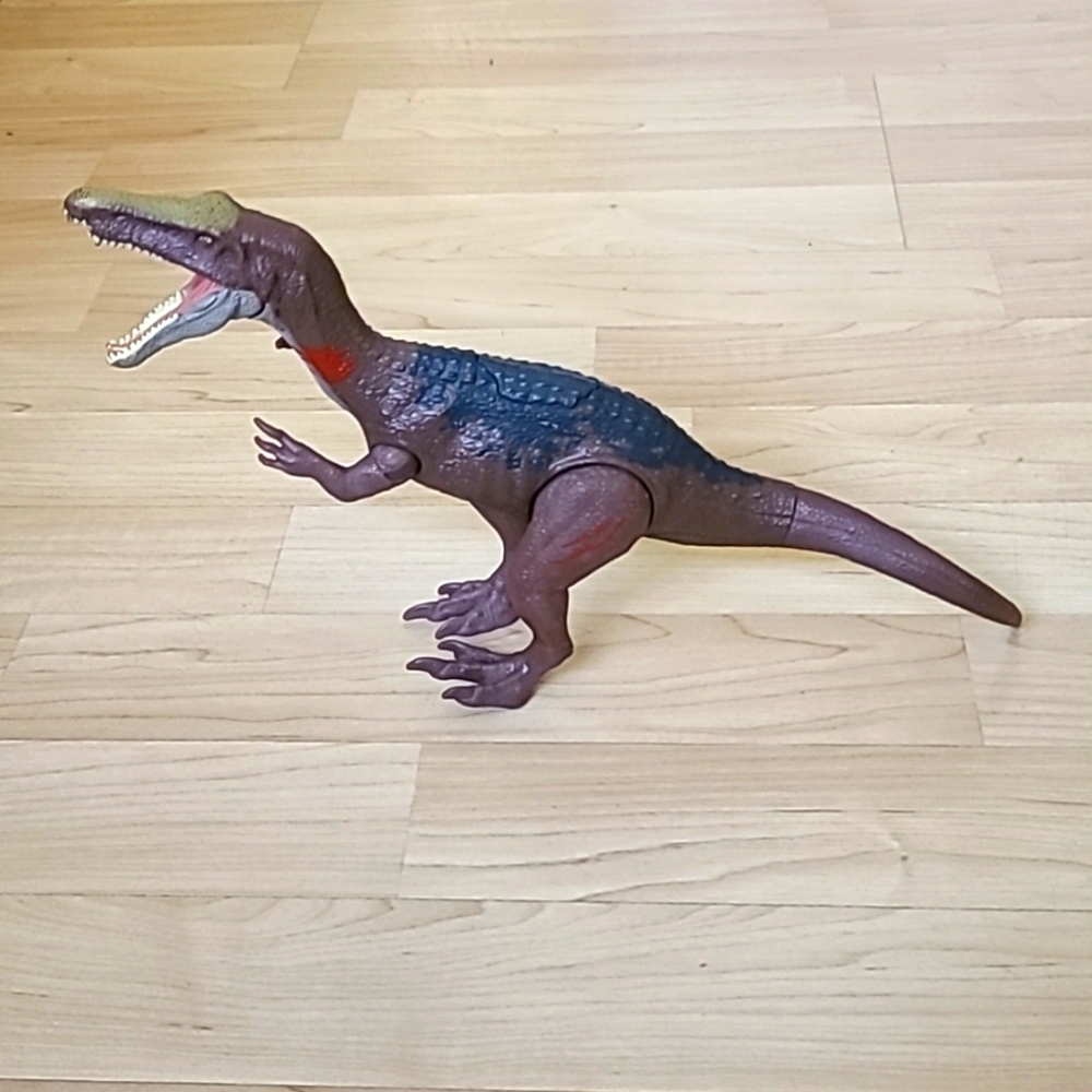 Jurassic World Battle Damage Ultimate Baryonyx Breakout 13"